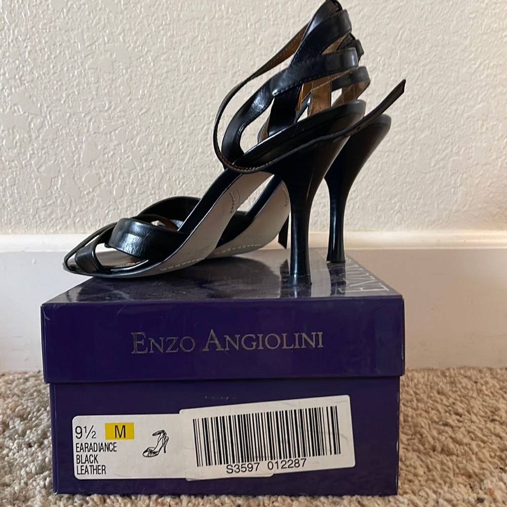 Enzo Angiolini Black Leather Ankle Strap 4”Heels Size 9.5! PreOwned! Wore Once!